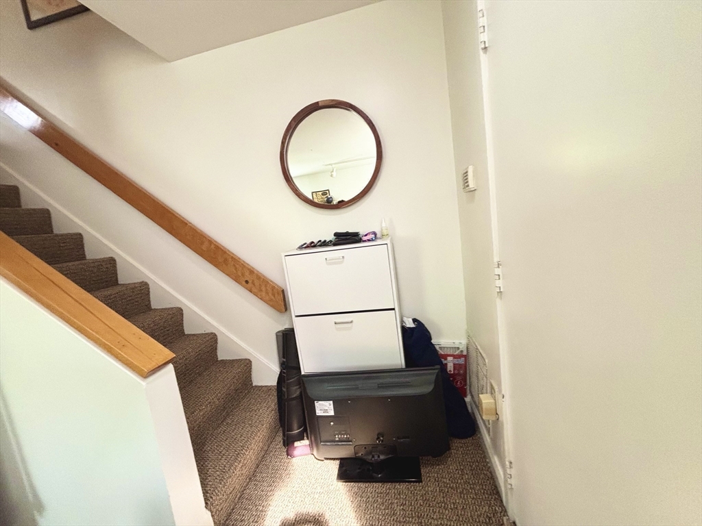 125 Governor Winthrop, Ten Hills