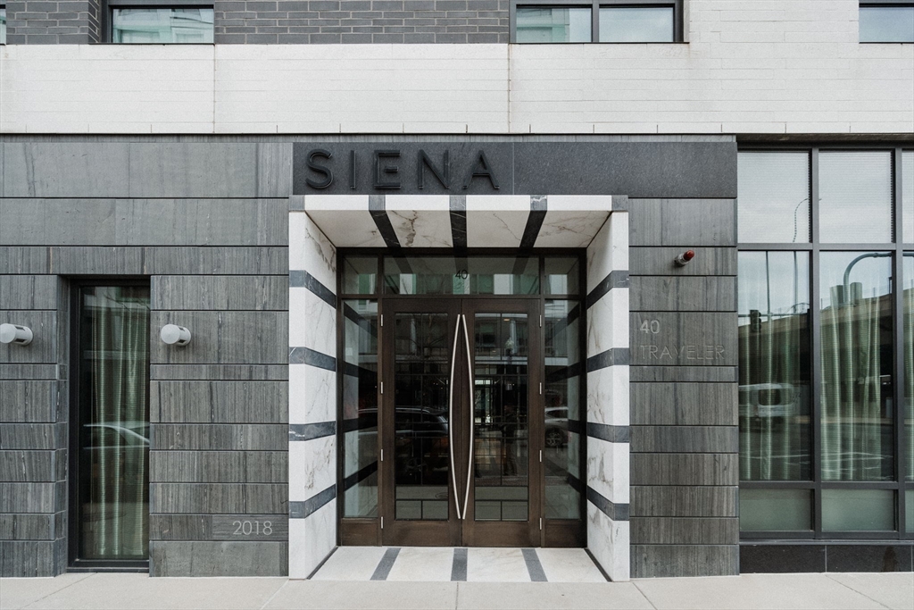 40 Traveler, South End