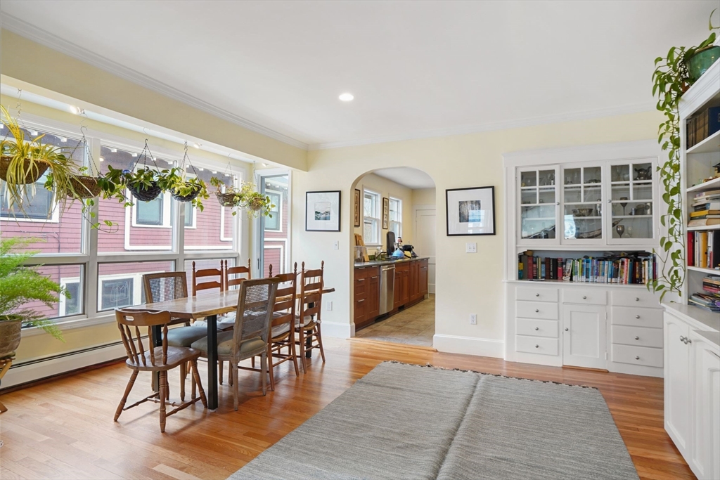 150 Lakeview Ave, West Cambridge