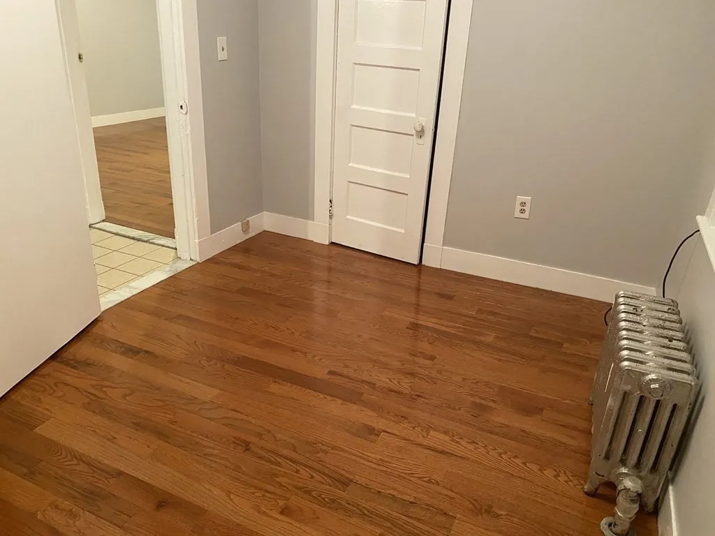 18 Walnut Rd, Winter Hill