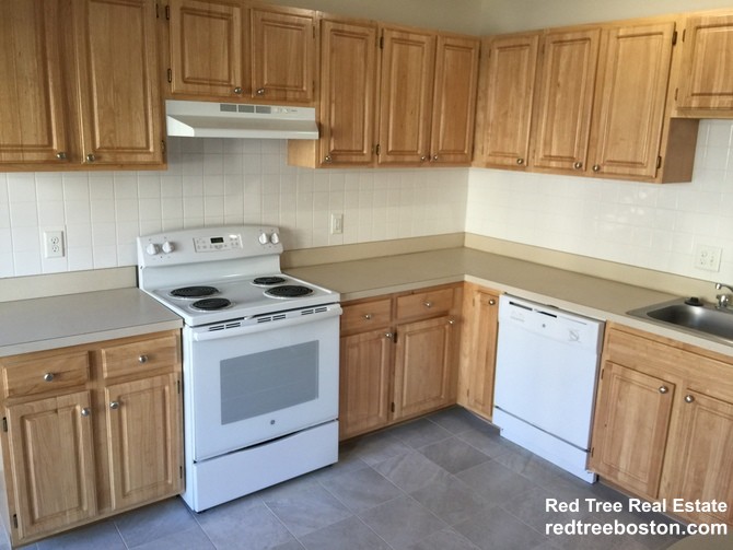 1133 Commonwealth Ave, Allston