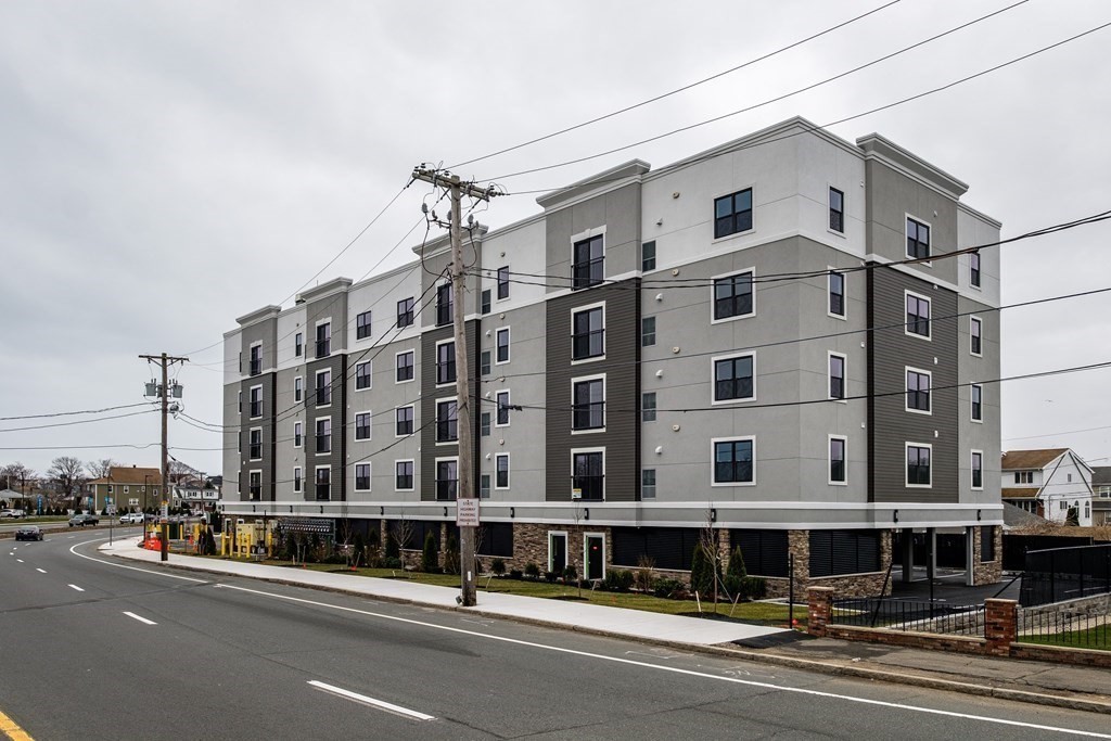 450 American Legion Hwy, Revere