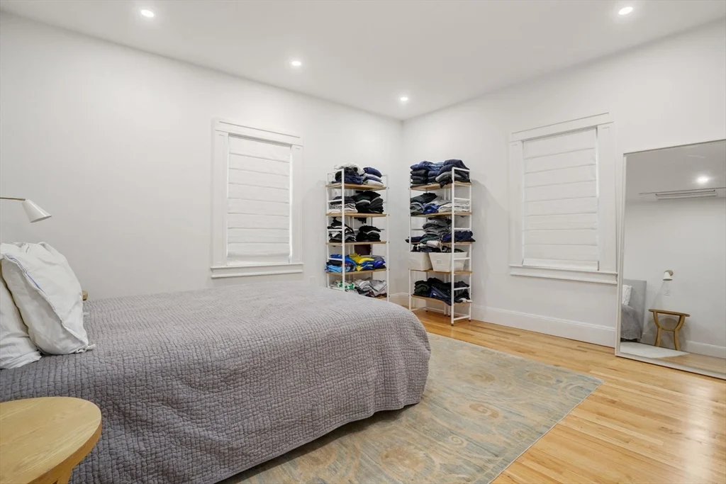 8 Florence St, Cambridgeport