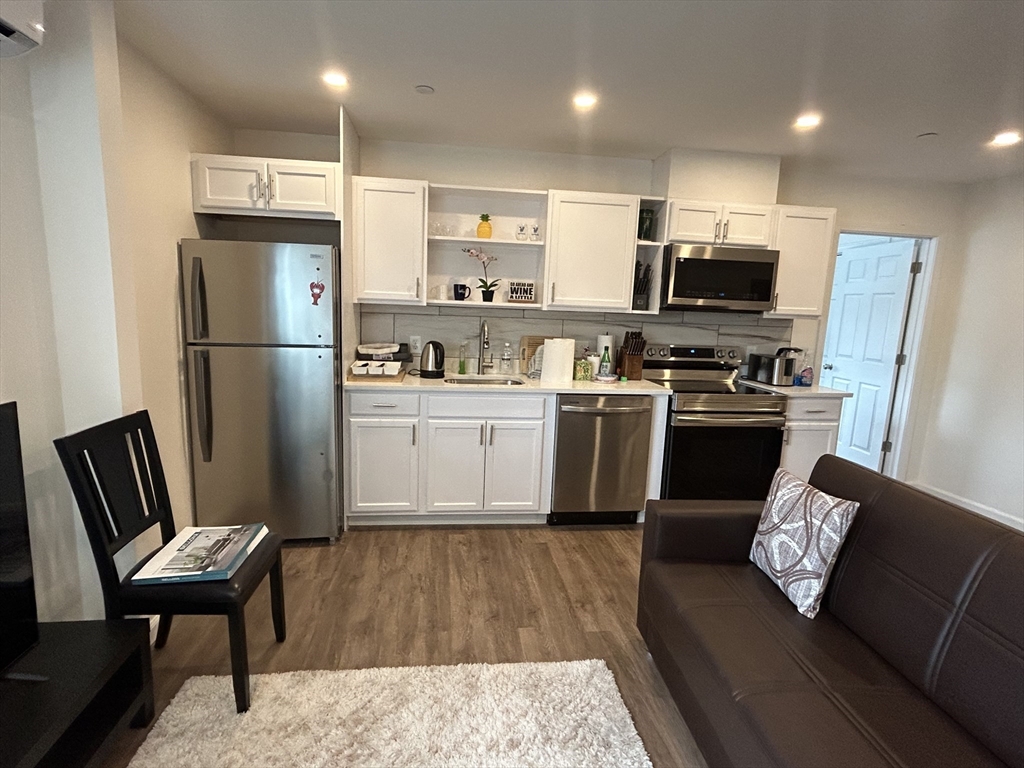 64 Salem St, Medford