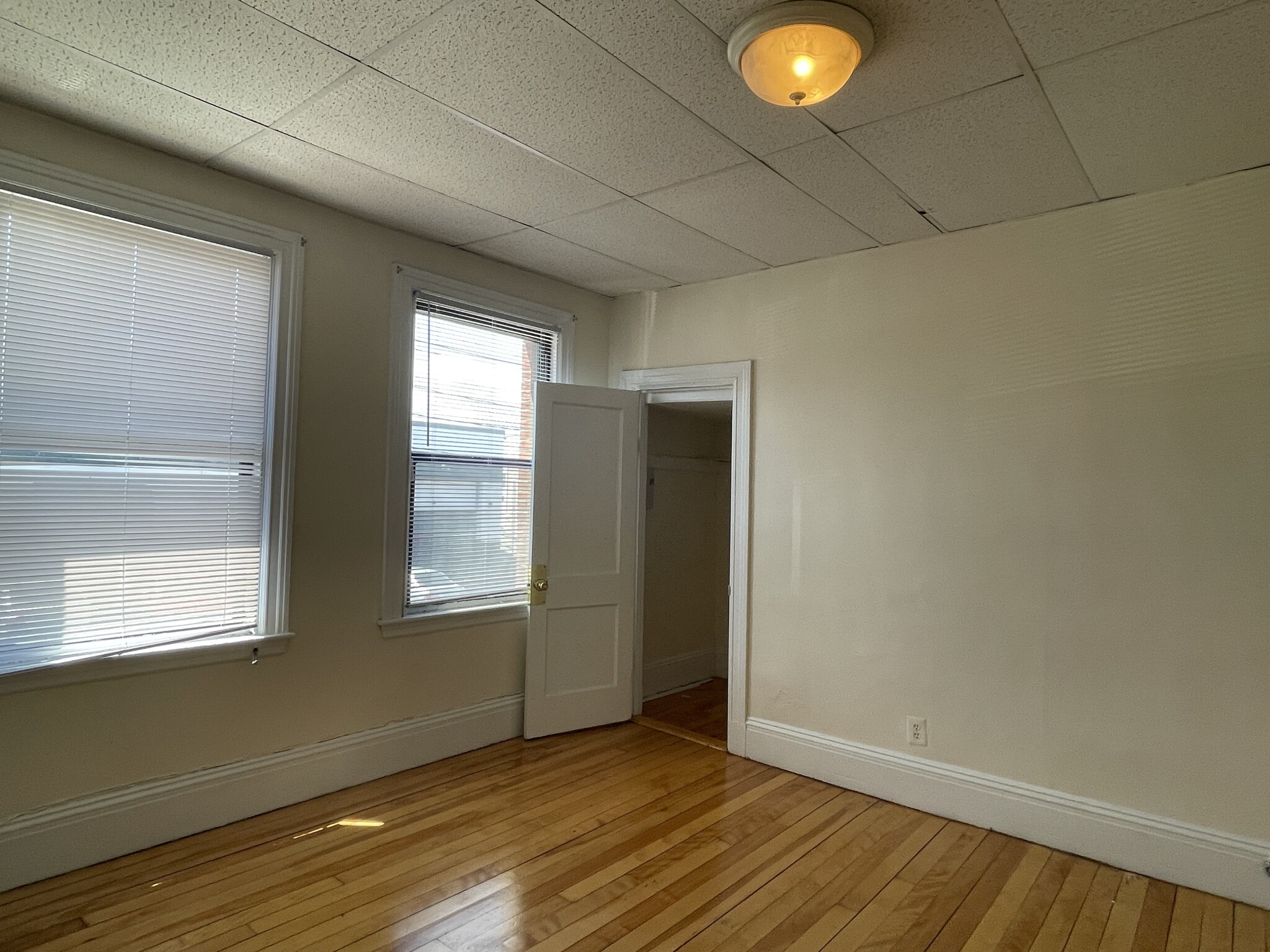 1 bed, 1 bath apartment for rent at 441 Cambridge St Unit 1., Allston — photo 1 of 3