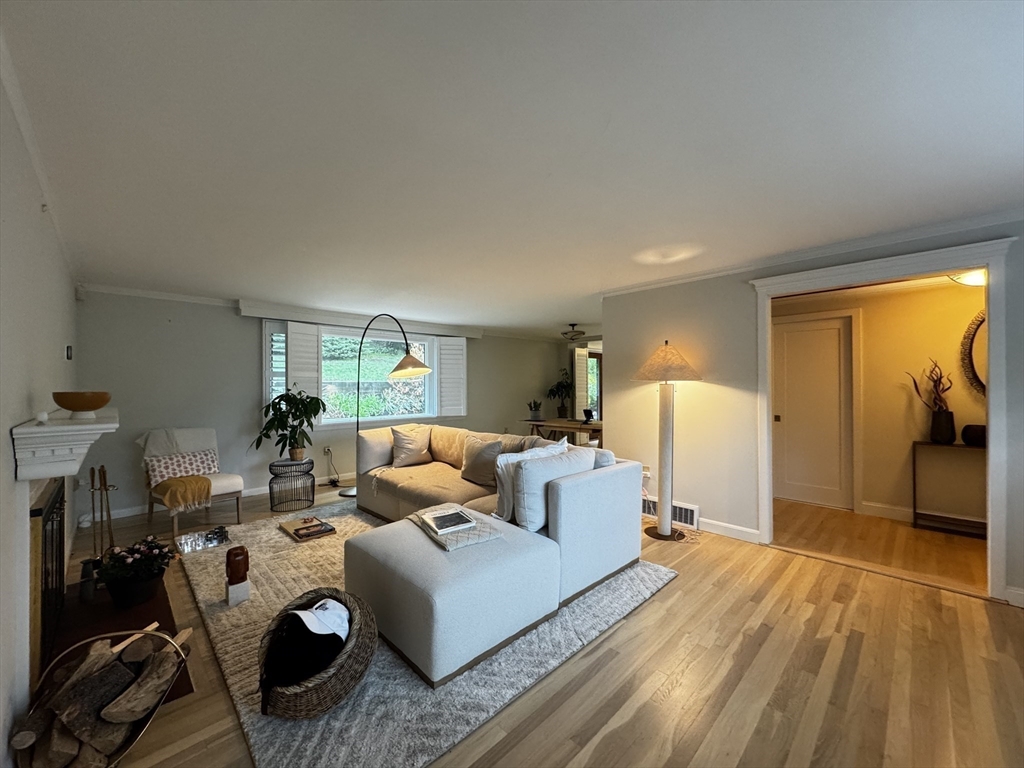 10 Winch Way, Natick