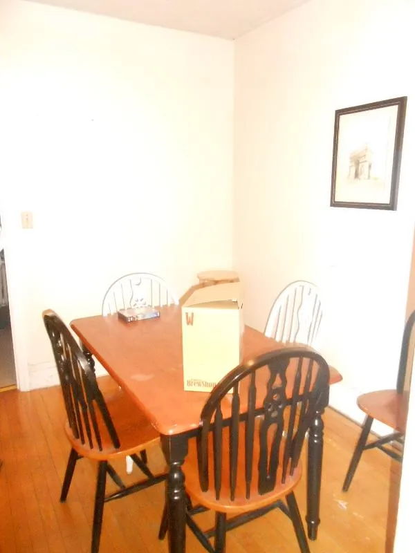 142 Davis Ave, Emerson Gardens