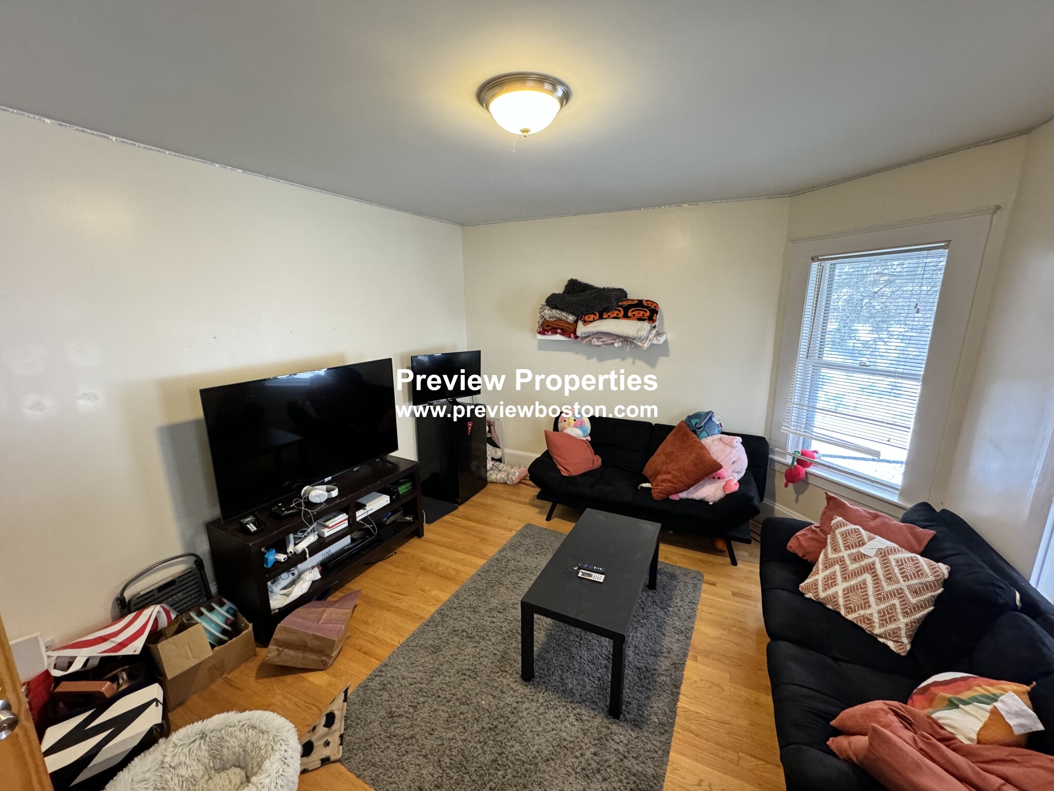 28 Cherry St, Spring Hill