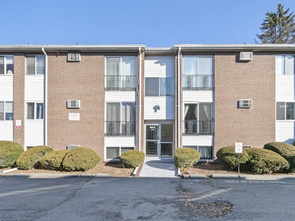 180 River St, Waltham