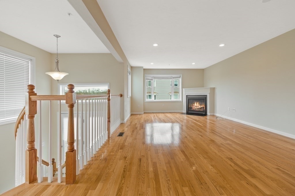 39 John Hancock Dr, Ashland