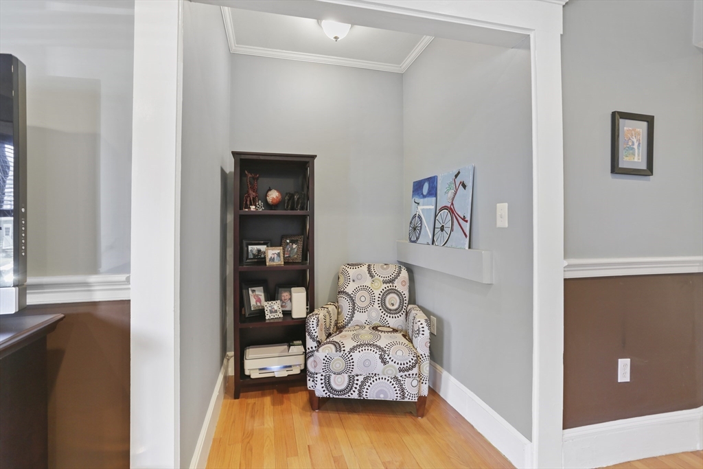 34 Bayard St, Allston