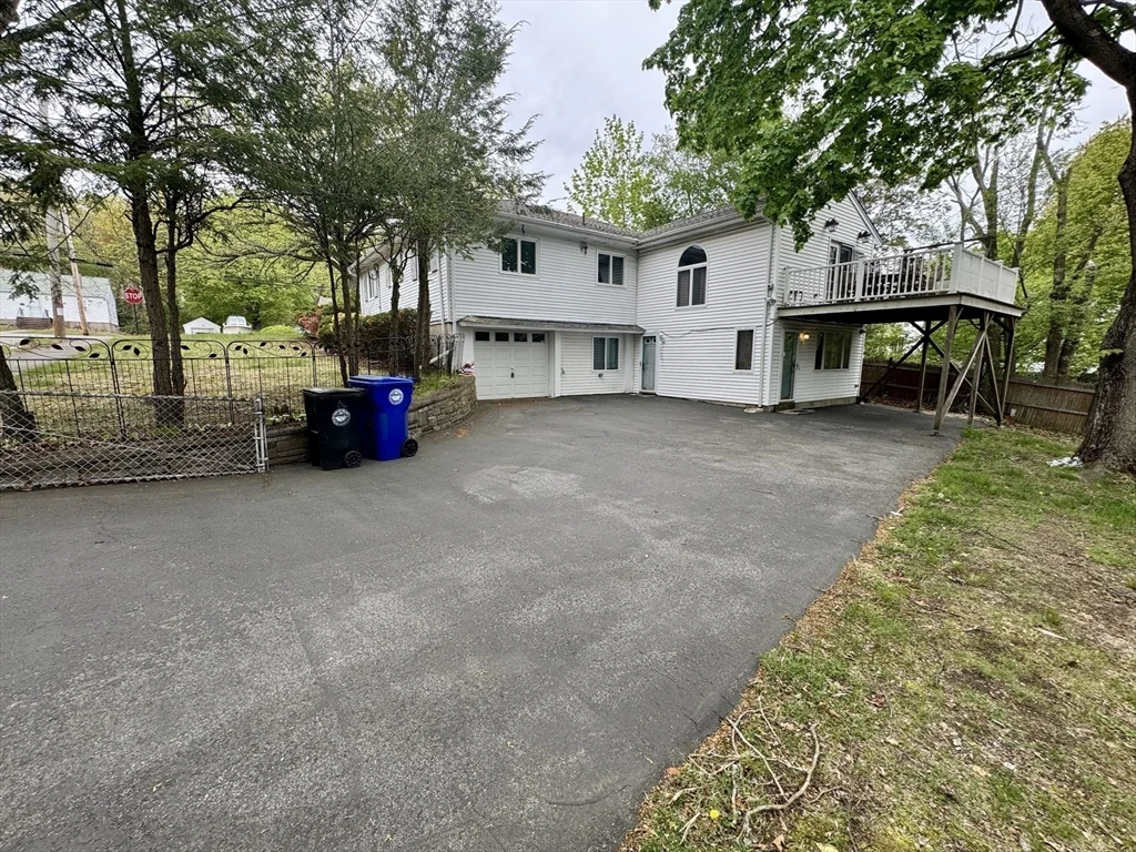 328 Blue Hill Ave, Milton