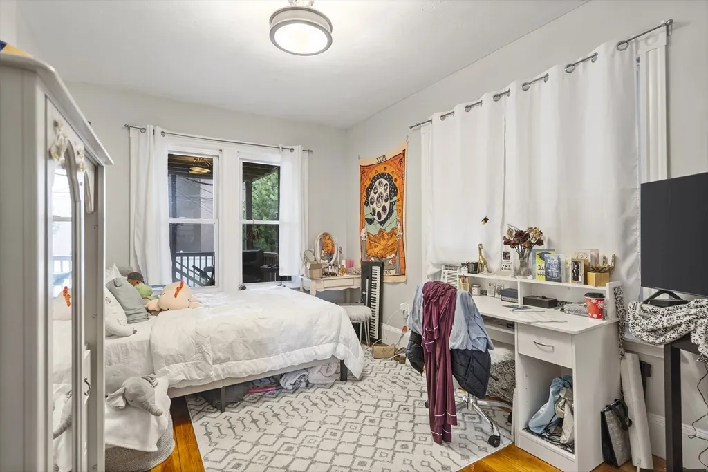 194 Emerson St, South Boston