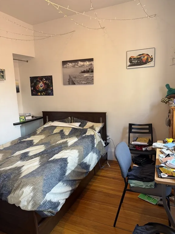 75 Burbank St, Fenway