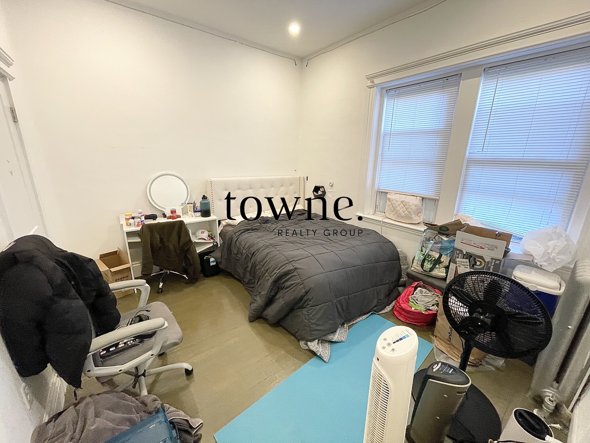 98 Queensberry St, Fenway