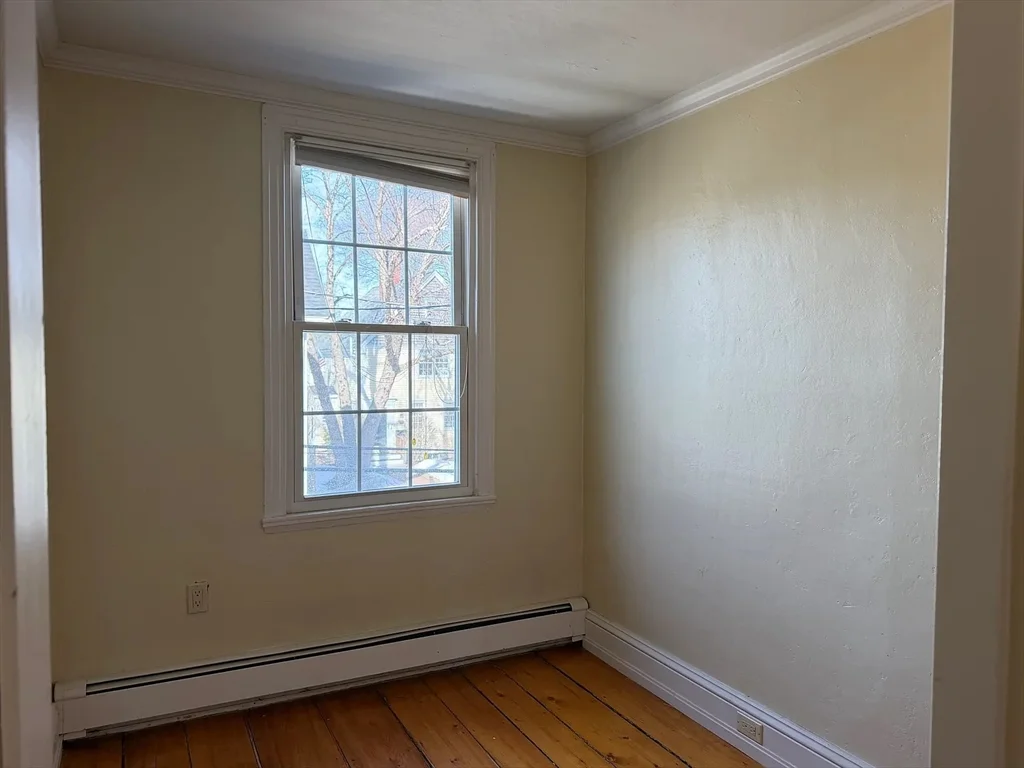 9 Charles St, Newburyport