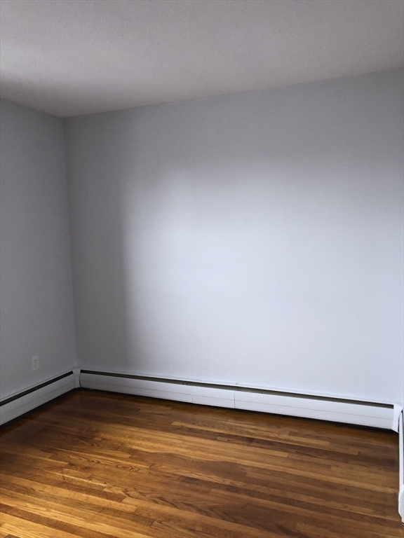 685 Moody St, Waltham