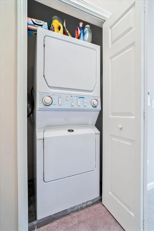 000 Confidential St, Plainville