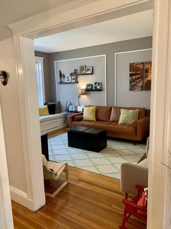 453 Washington St, Brookline