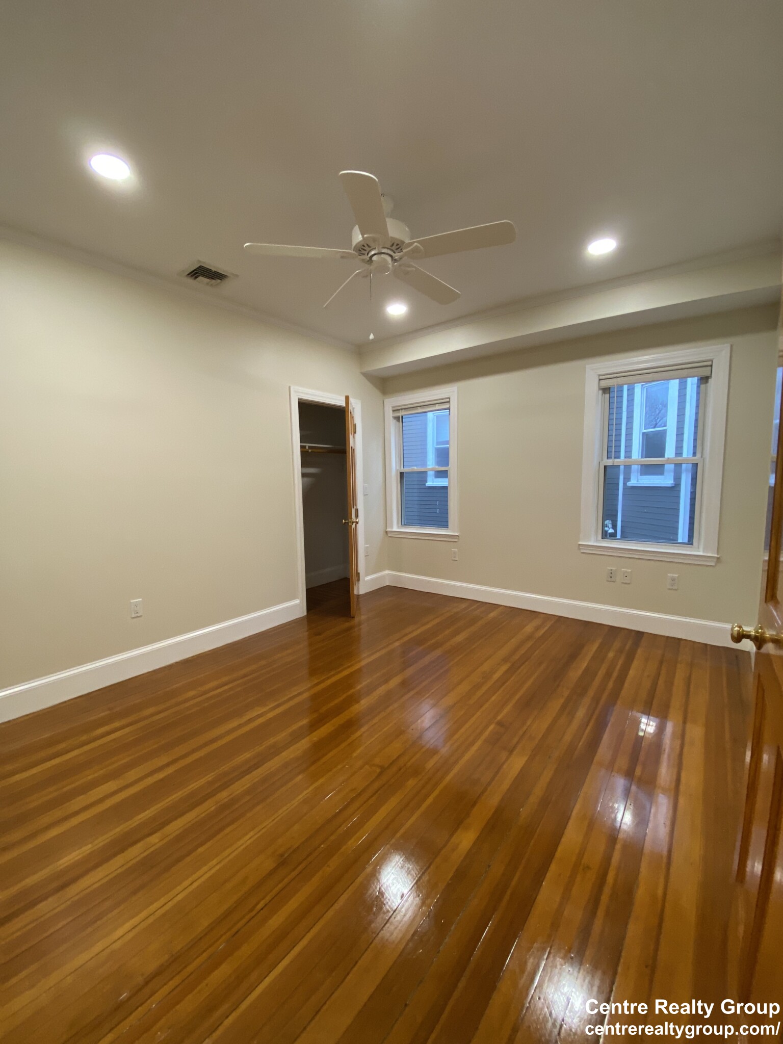 200 Hyde Park Ave, Jamaica Plain