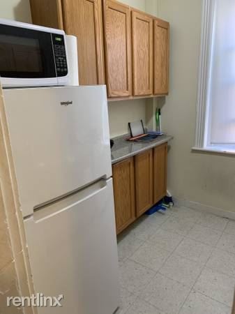 31 Gardner St, Allston