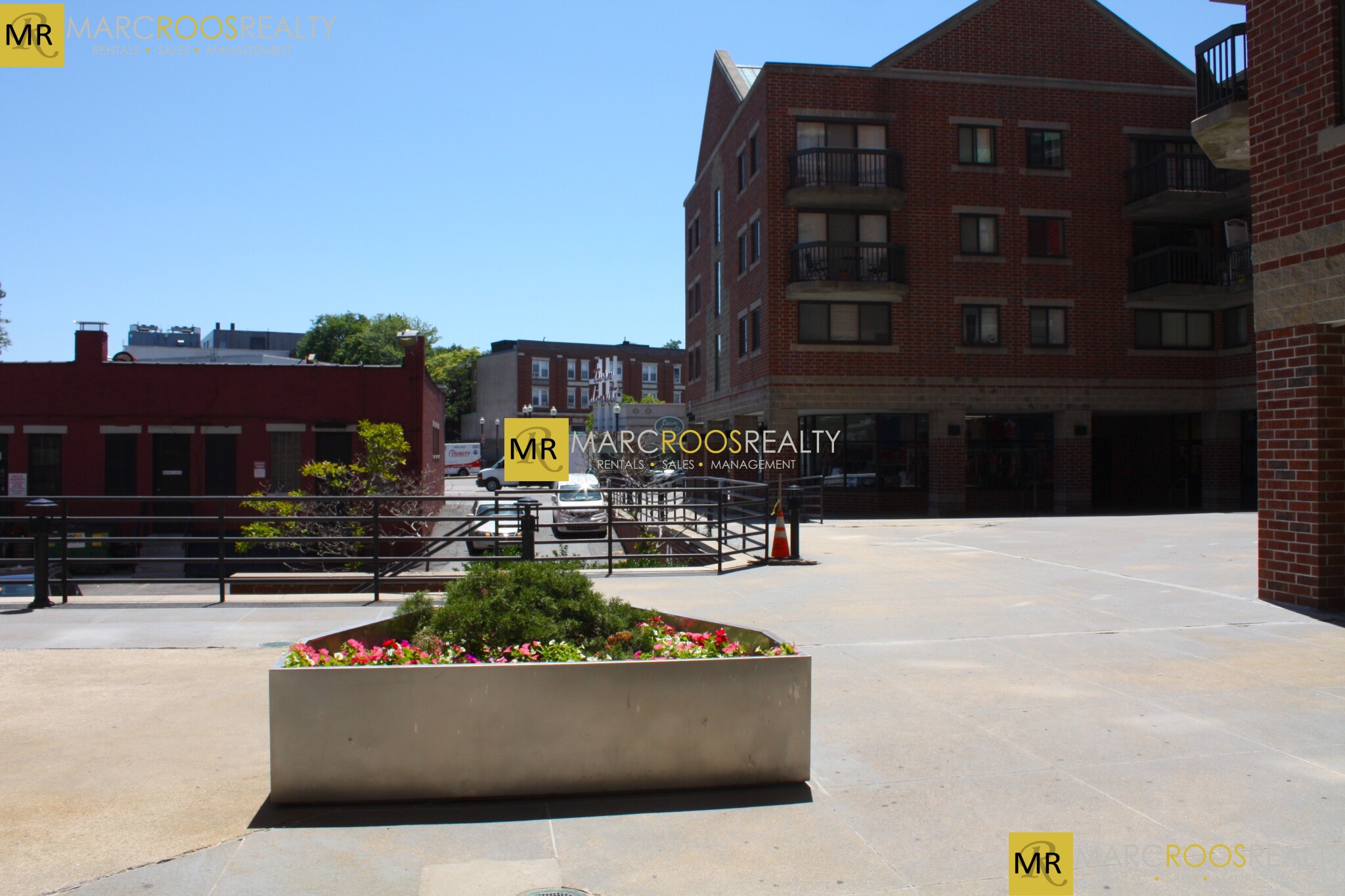 15 North Beacon St, Allston