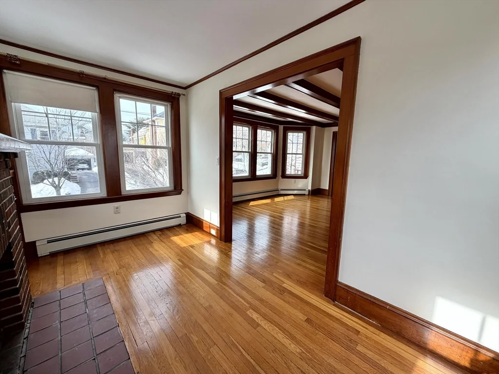 31 Oakley Rd, Watertown