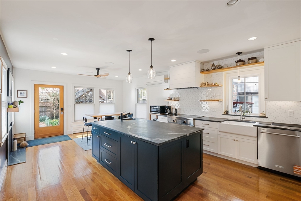 14 Hubbard Ave, Cambridge