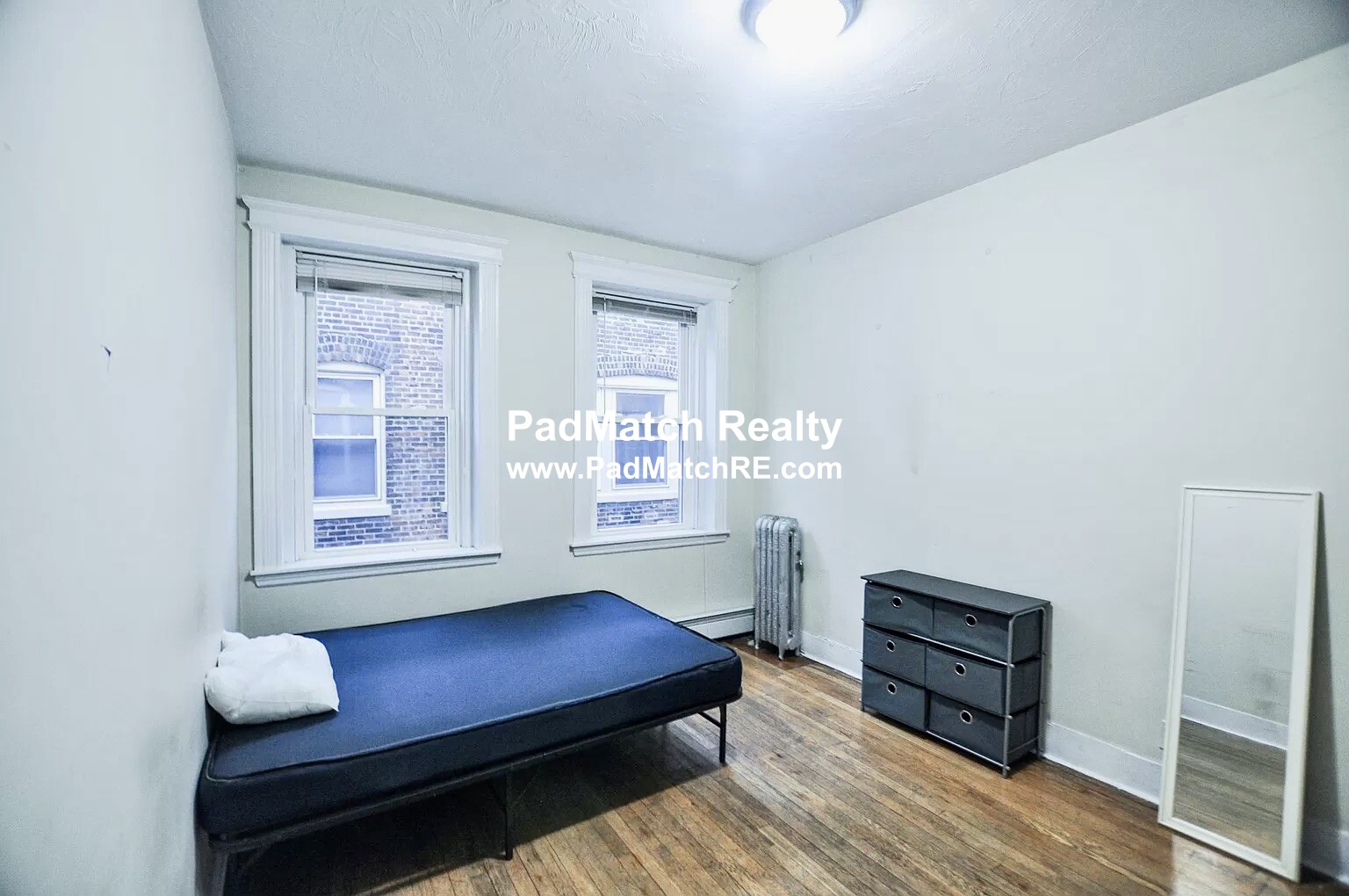 38 Park Vale Ave, Brighton