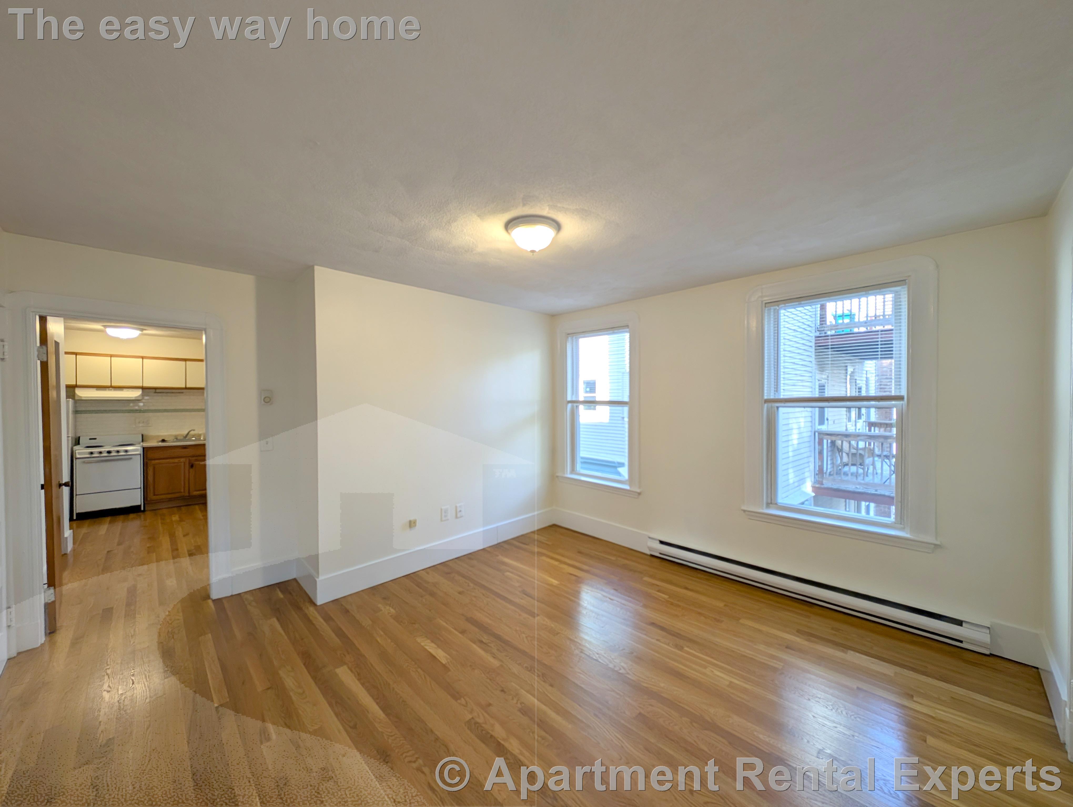 14 Garrison Ave, Teele Square