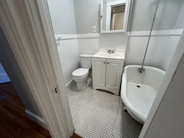 179 Elm St, Davis Square