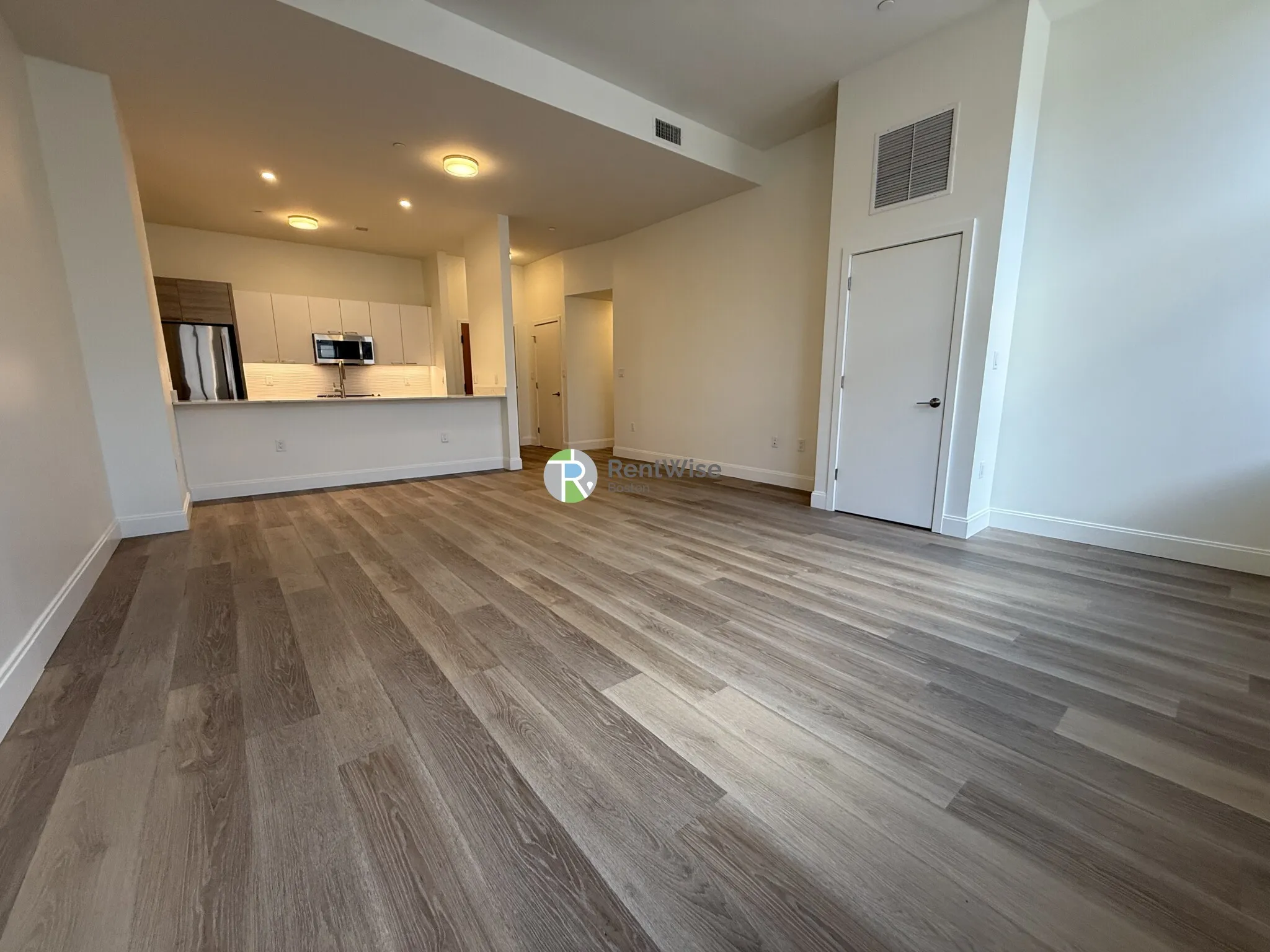 1079 Commonwealth Ave, Allston