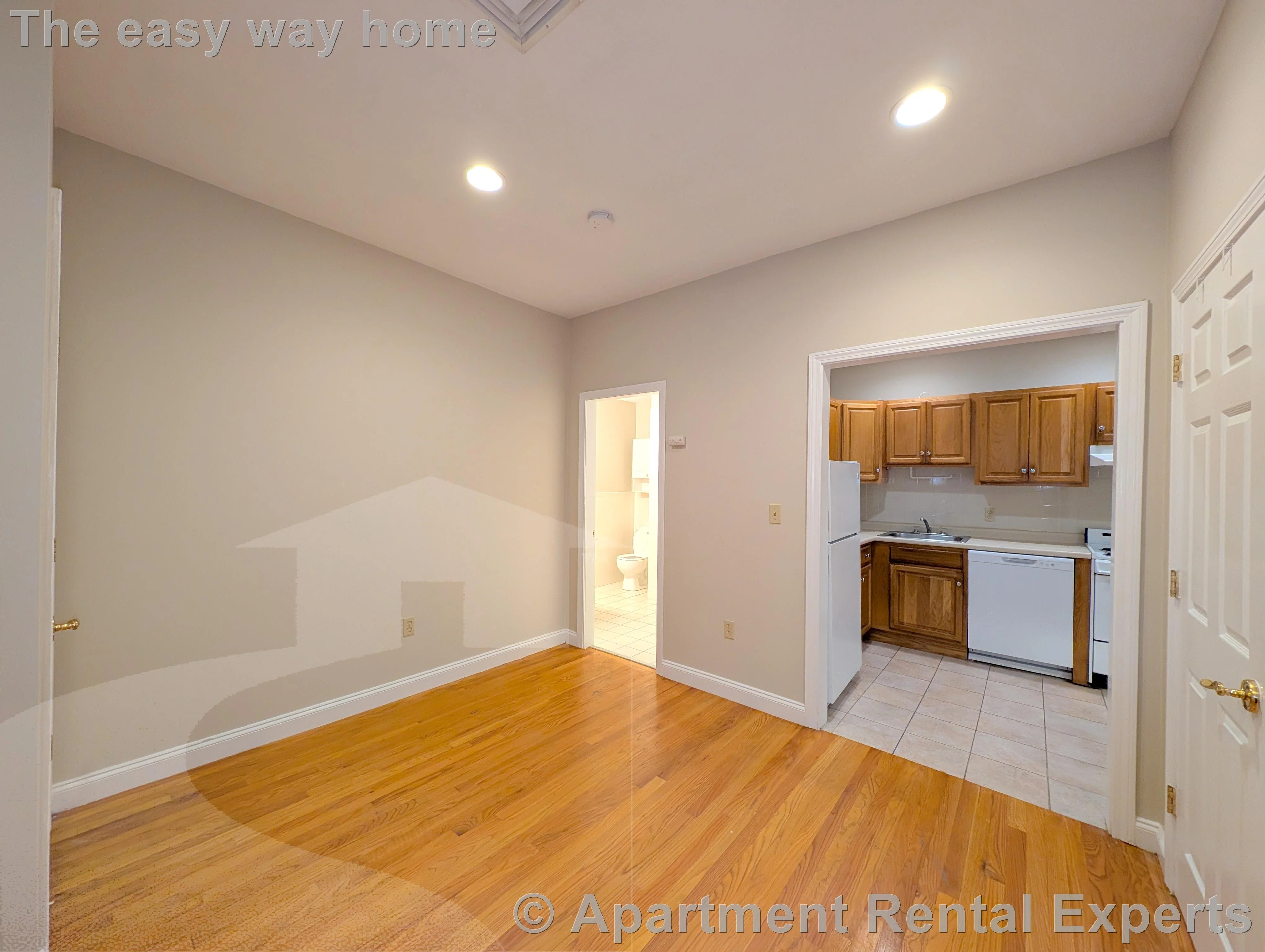 466 Green St, Central Square