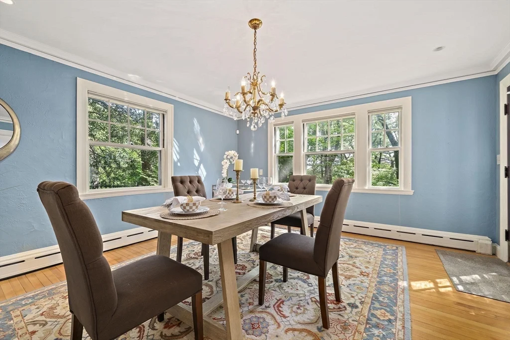 19 Ridge Rd, Newton