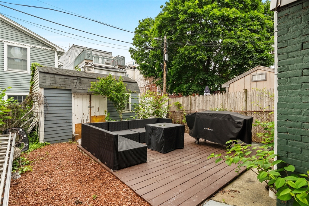 11 Gates, South Boston