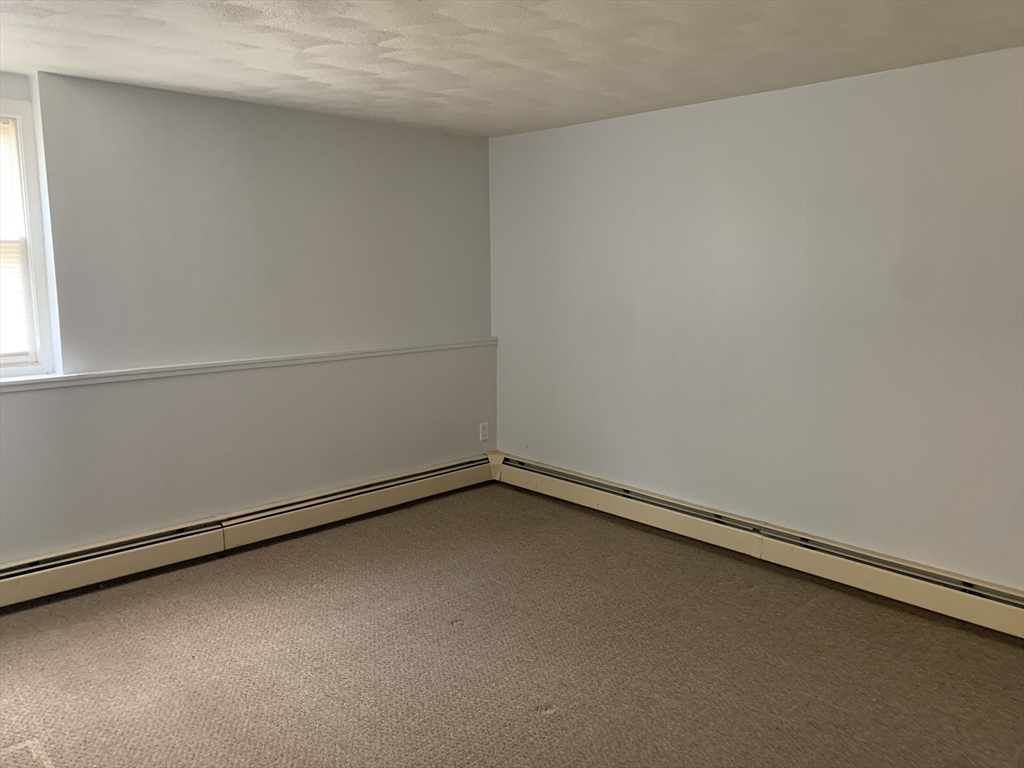 444 Quincy St, Fall River