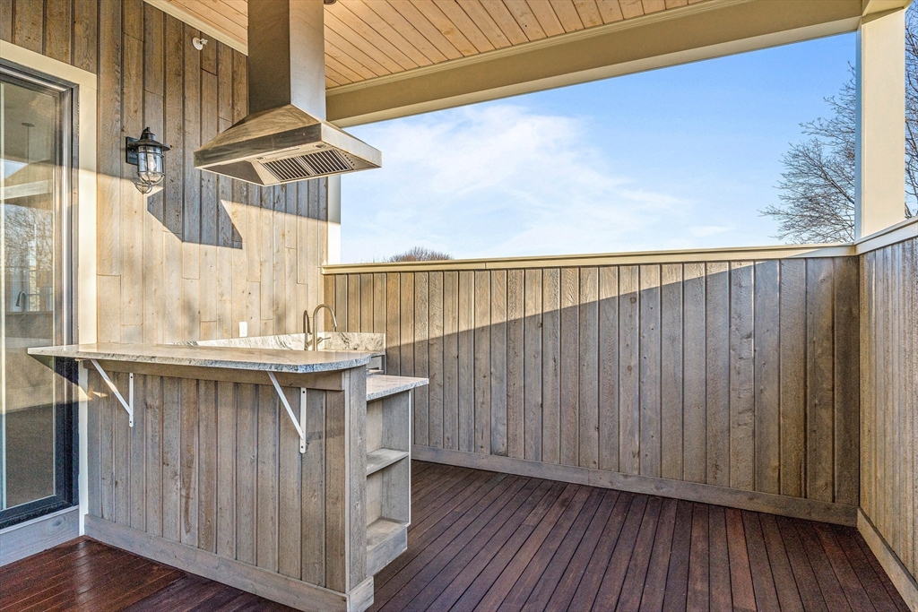 846 Main St, Winchester