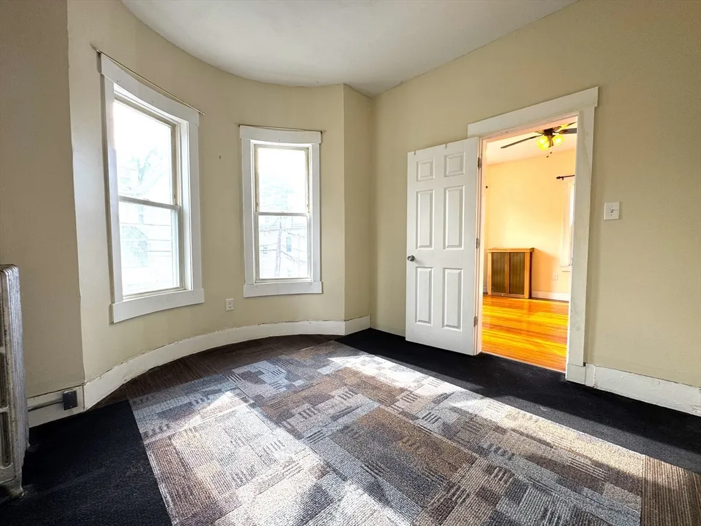 24 Weld Hill St, Jamaica Plain