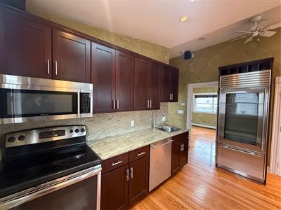 24 Ellington Rd, Powder House Square