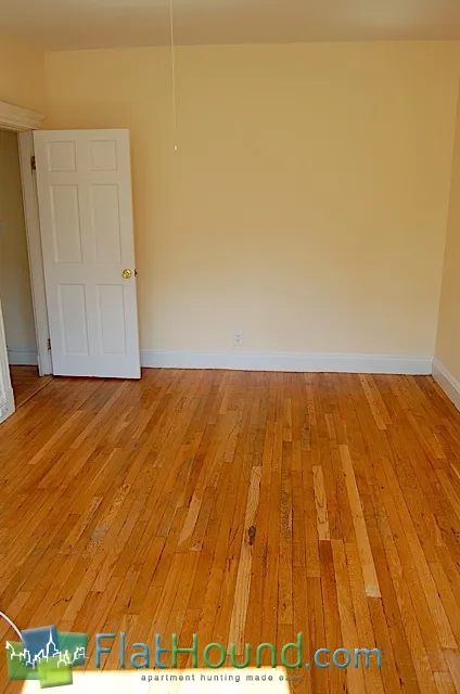 94 Brainerd Rd, Allston