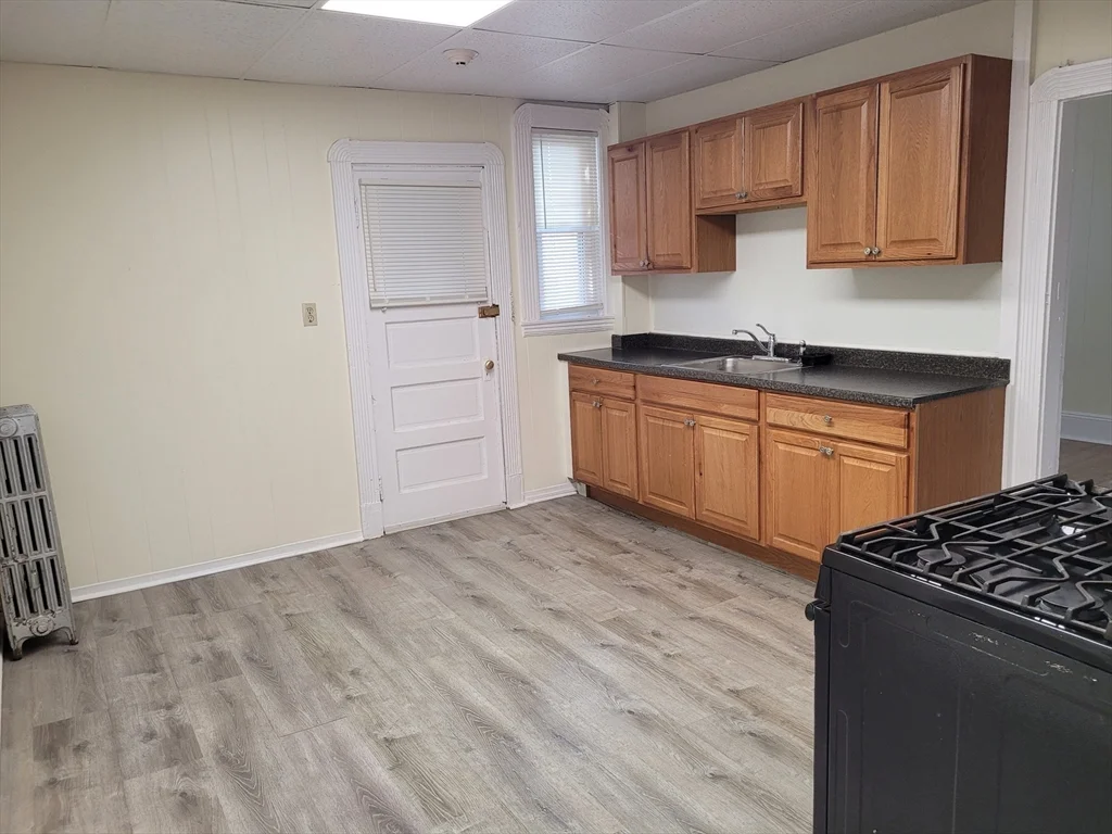 72 Sumner St, Revere