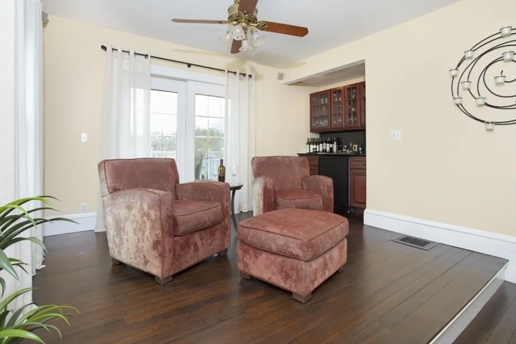 204 Franklin, Melrose