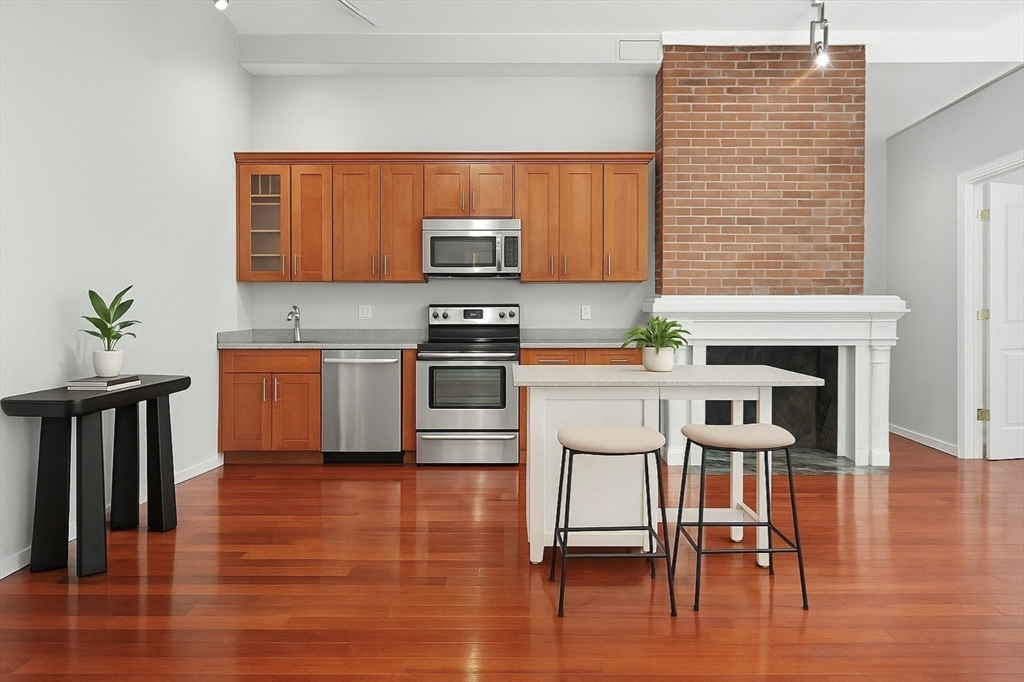 169 Beacon, Back Bay