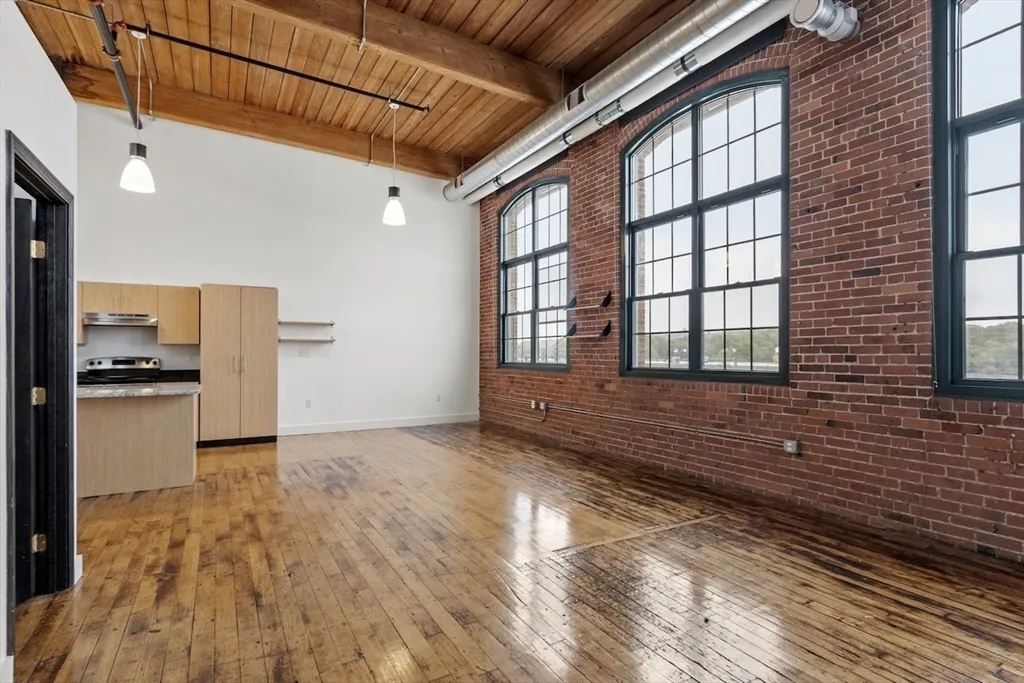 1 Westinghouse Plaza, Hyde Park