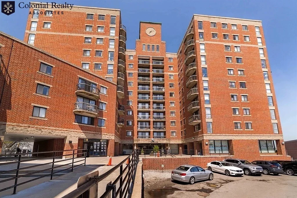 15 North Beacon St, Allston