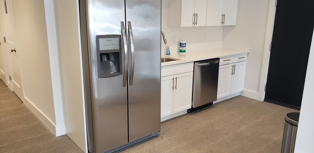 50 Hichborn, Brighton