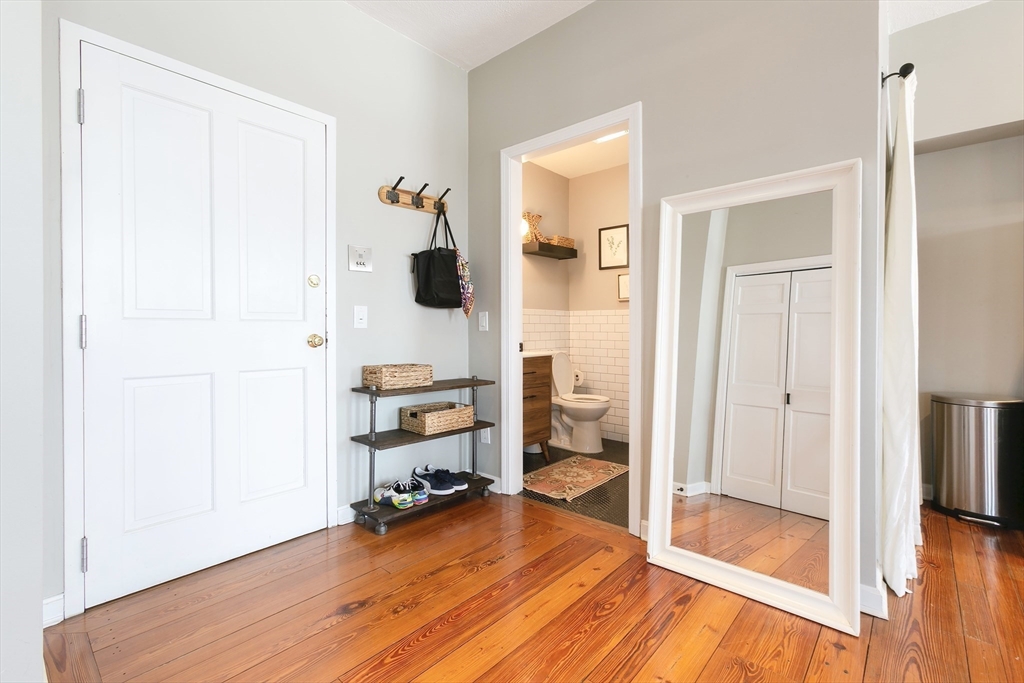 37 Winnisimmet St, Chelsea