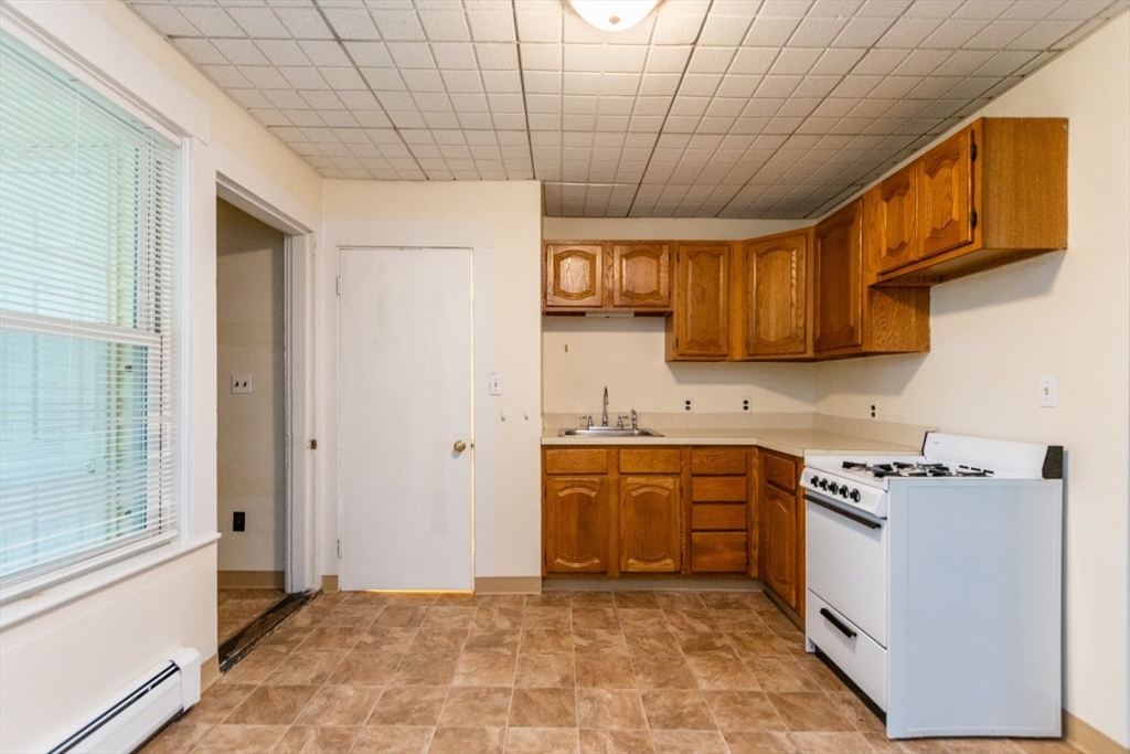 21-1 Spring St, Stoneham