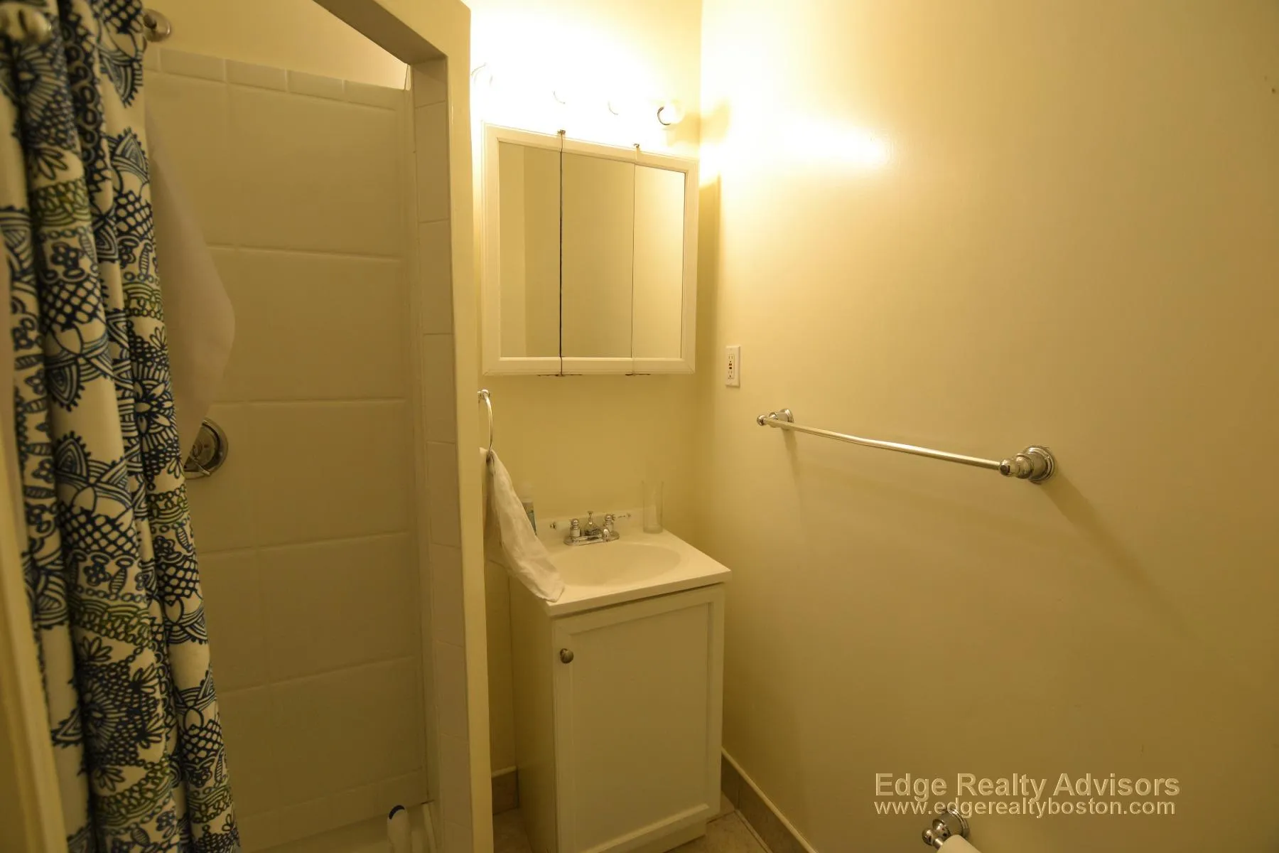 209 Chestnut Hill Ave, Brighton