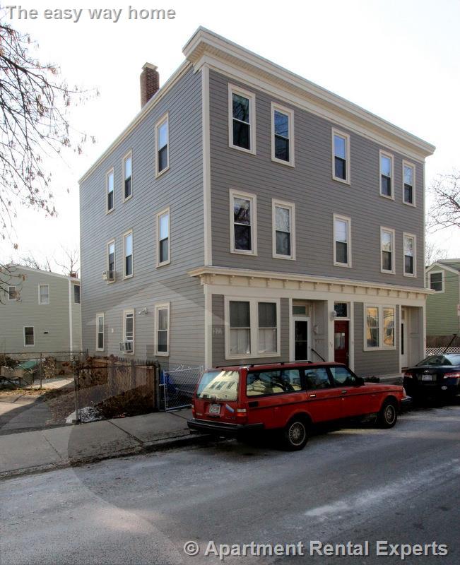 79 Kinnaird St, Central Square